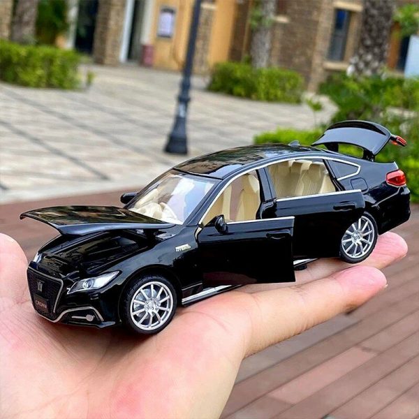 132 Toyota Crown Diecast Model Cars Pull Back Light Sound Toy Gifts For Kids 294864385592 4