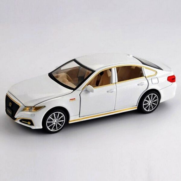 Variation of 132 Toyota Crown Diecast Model Cars Pull Back Light amp Sound Toy Gifts For Kids 294864385592 a3ef