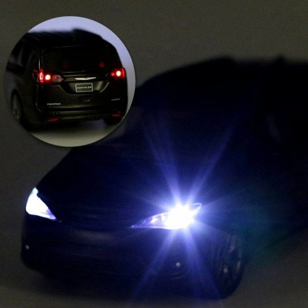 132 Chrysler Pacifica Diecast Model Cars Pull Back Light Toy Gifts For Kids 295004709846 9