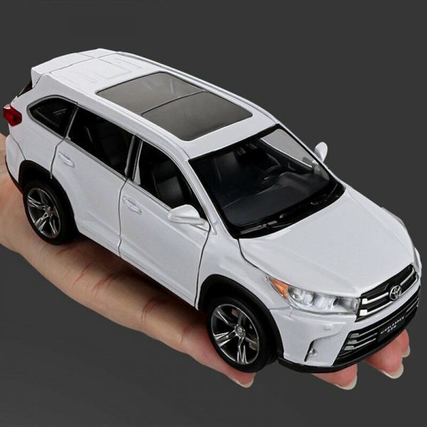 132 Toyota Highlander XU50 LE Diecast Model Cars Pull Back Toy Gifts For Kids 294189049977 7